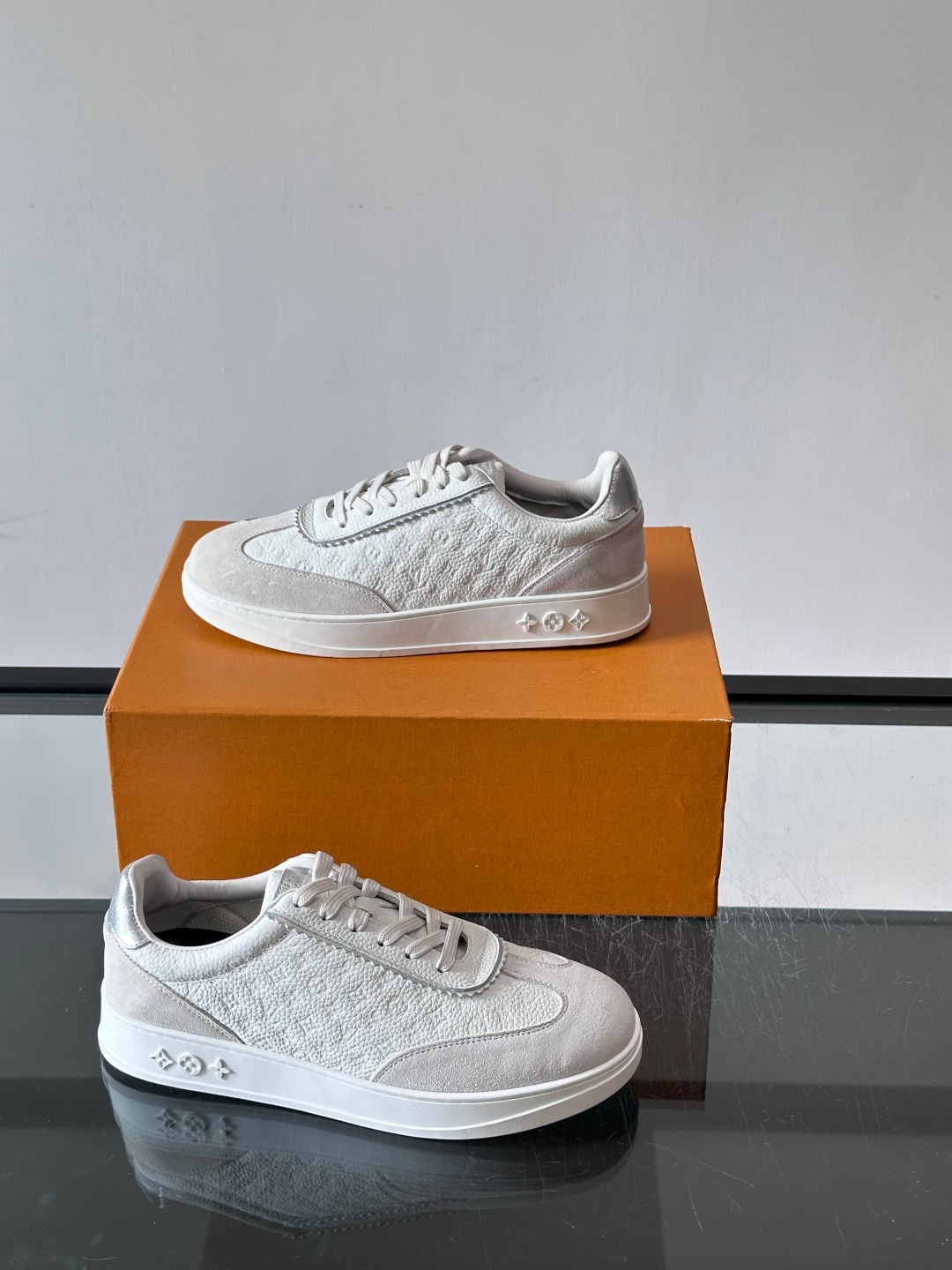 Louis Vuitton Time Out Sneaker
